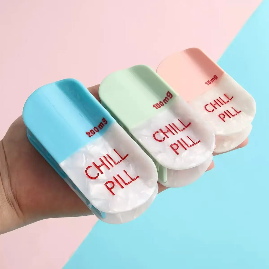Medical series hair clip